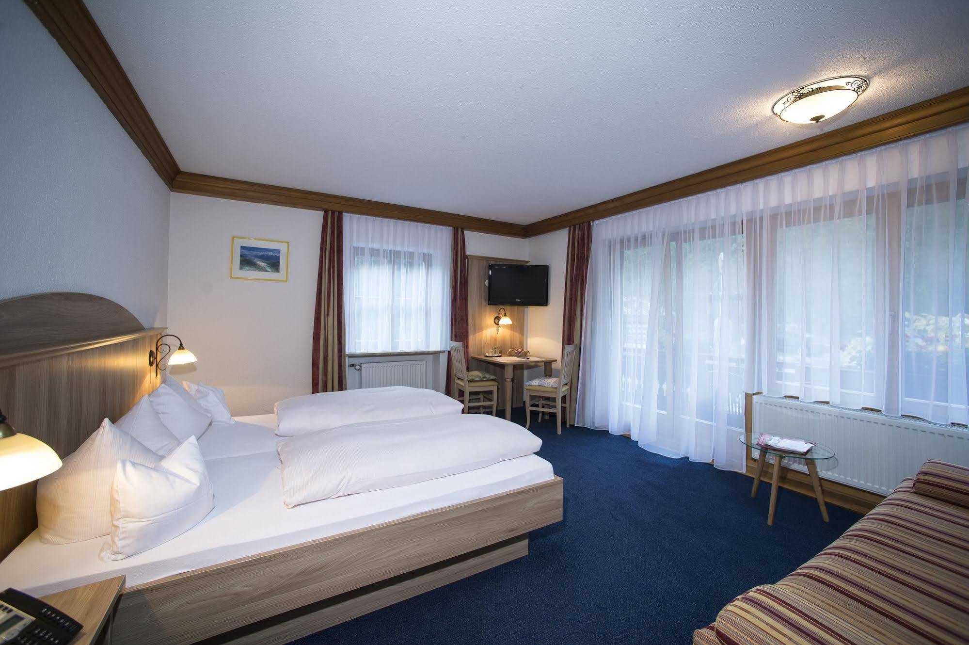 Aktivhotel & Gasthof Schmelz Ihr Urlaubs Hotel In Inzell Mit Wellness Hallenbad, Alpensauna & Dampfbad Εξωτερικό φωτογραφία